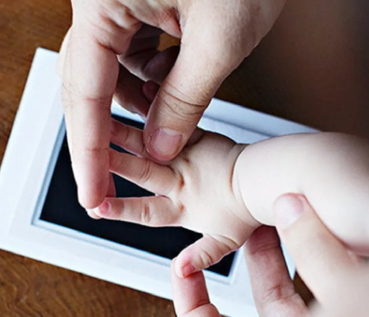 Infant And Child Footprint Printing Platform